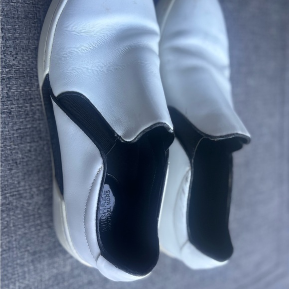 Michael Kors White and Black Flats - Picture 4 of 5